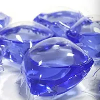 Máquinas para a produção de sachês pré-fabricados para cápsulas de detergente